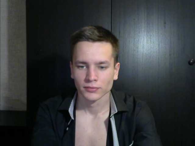 Live sex webcam photo for VehHurricane #277902933