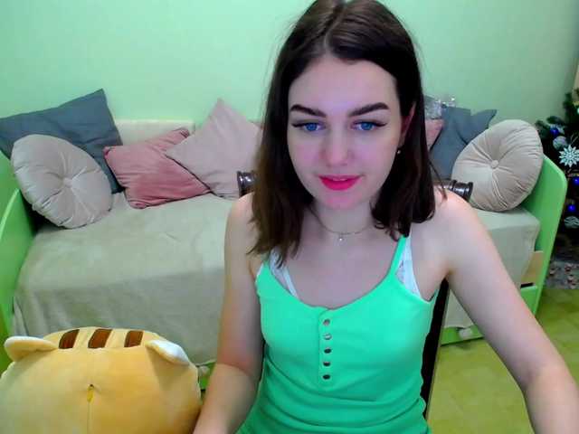 Live sex webcam photo for VelvetHearte #272167756