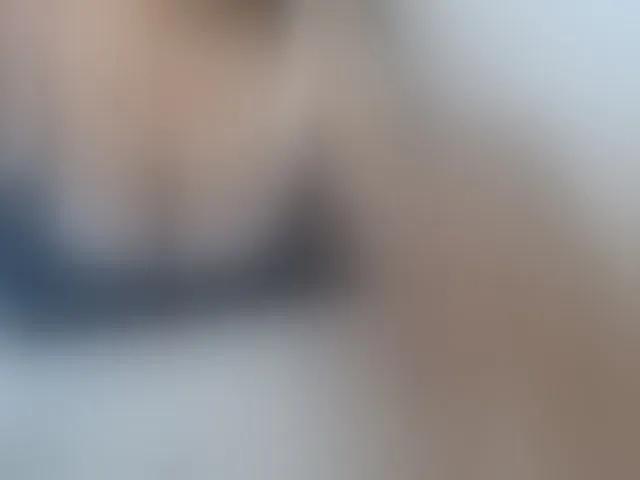 Live sex webcam photo for VelvetSin8 #294002494