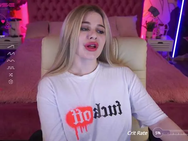 Live sex webcam photo for Velvettii #276708549