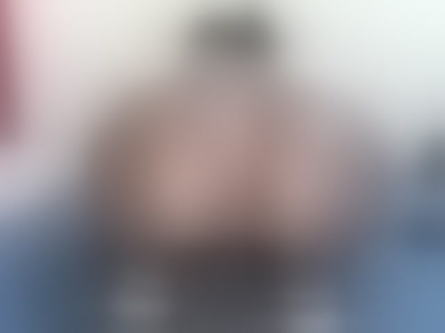 Live sex webcam photo for Velvetvixen-1 #294320911