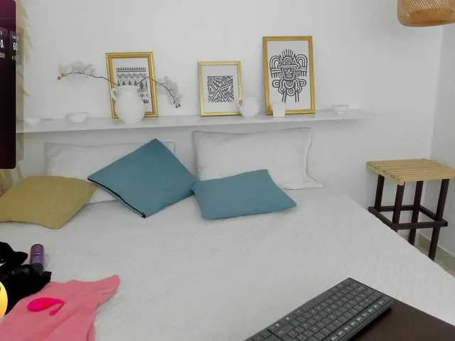 Live sex webcam photo for Venus-Green #277874103