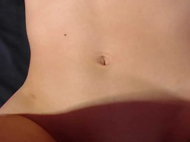 Live sex webcam photo for VenusHornyy #290250479