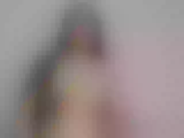 Live sex webcam photo for VenusMiel #277631724