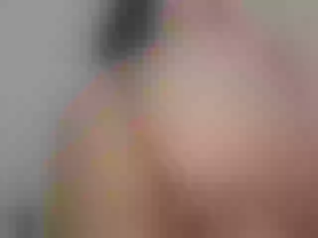 Live sex webcam photo for VenusMiel #277683792