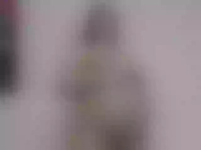 Live sex webcam photo for VenusMiel #277940359