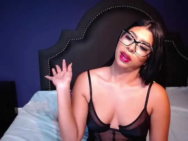 Live sex webcam photo for VeraHunt #274026459