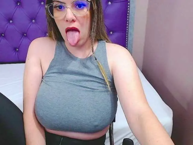 Live sex webcam photo for VeraVersace #273180906