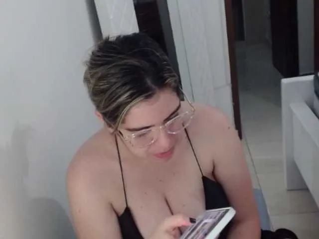 Live sex webcam photo for VeraVersace #273850542