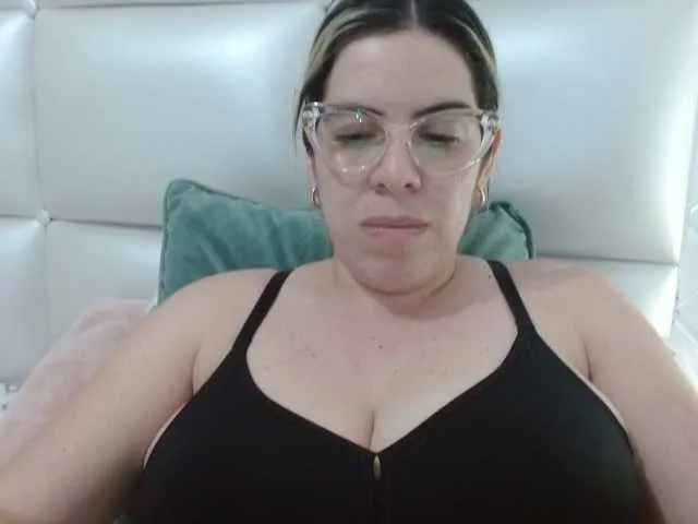 Live sex webcam photo for VeraVersace #275689027