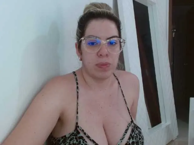 Live sex webcam photo for VeraVersace #276475862