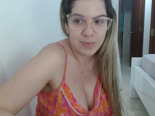 Live sex webcam photo for VeraVersace #276825832