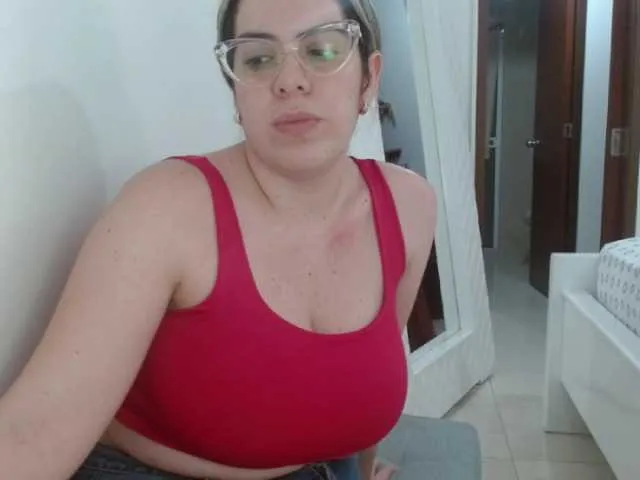 Live sex webcam photo for VeraVersace #277041540