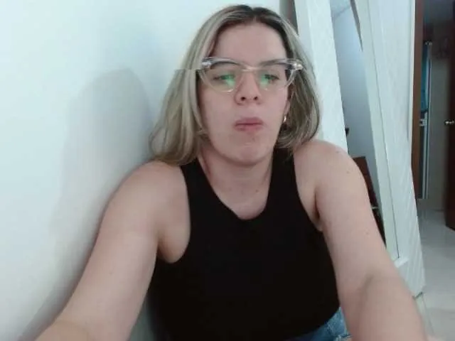 Live sex webcam photo for VeraVersace #290145502