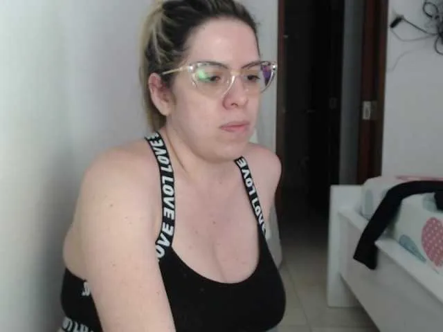 Live sex webcam photo for VeraVersace #290739332