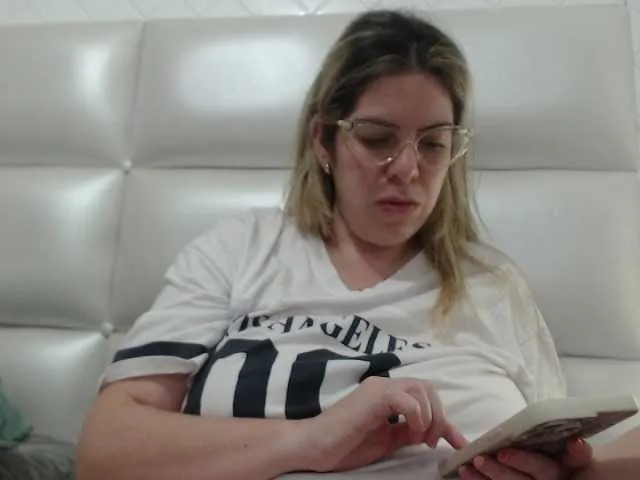 Live sex webcam photo for VeraVersace #290760745