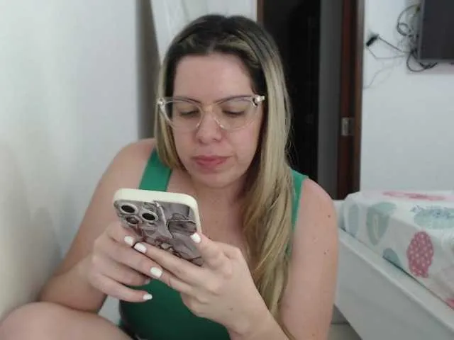 Live sex webcam photo for VeraVersace #290835304