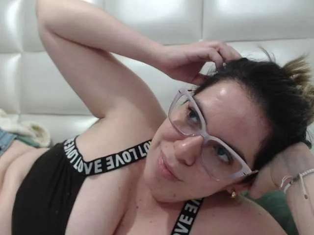 Live sex webcam photo for VeraVersace #291585439