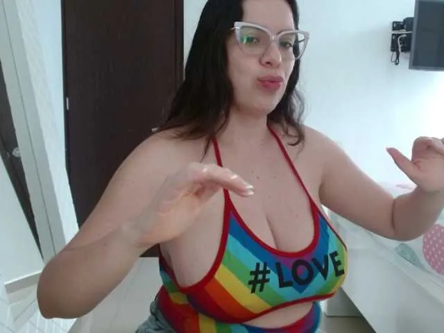 Live sex webcam photo for VeraVersace #294121711
