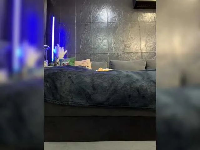 Live sex webcam photo for Vero19nika #290299012