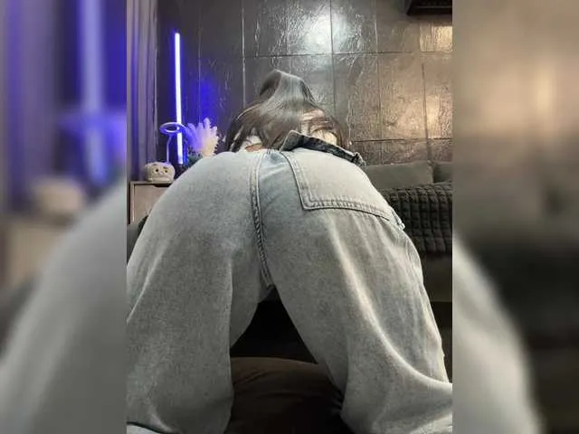 Live sex webcam photo for Vero19nika #290375401