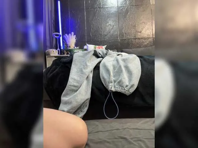 Live sex webcam photo for Vero19nika #290415537