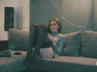 Live sex webcam photo for Veronamoore #190063876