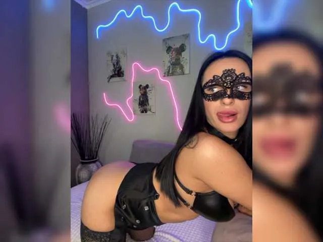 Live sex webcam photo for Veroni4kab #277769219