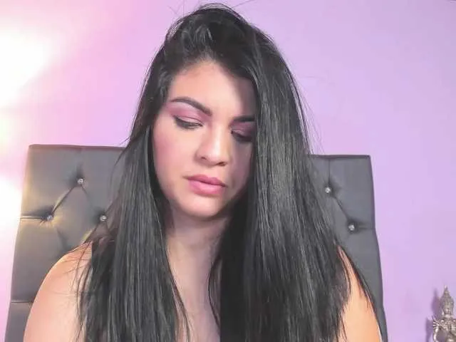 Live sex webcam photo for VeronicaLanz #273360302