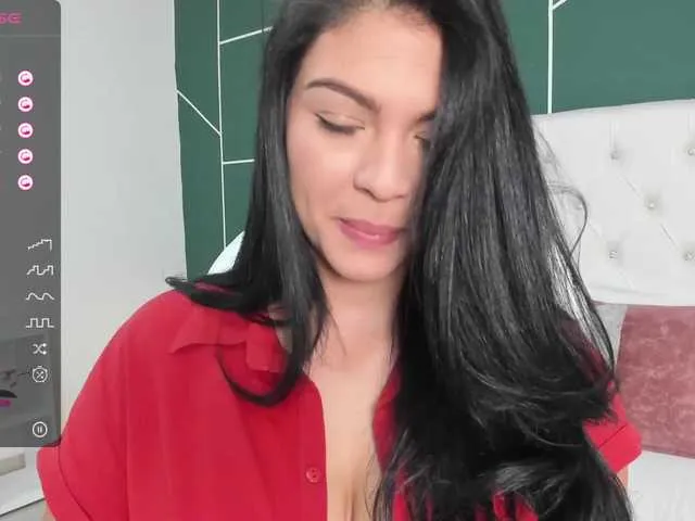 Live sex webcam photo for VeronicaLanz #276767279