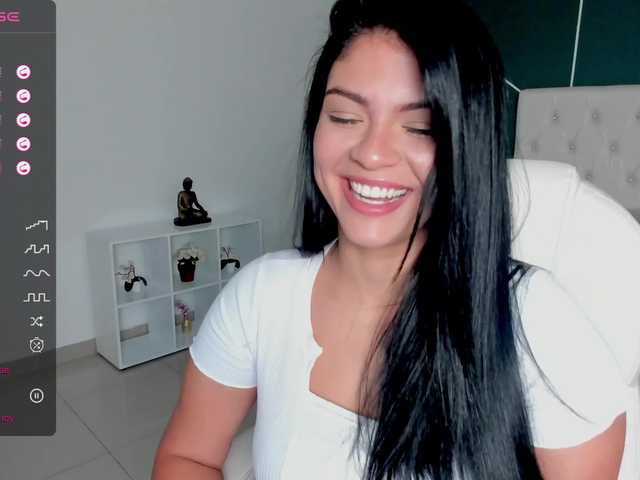 Live sex webcam photo for VeronicaLanz #277110991