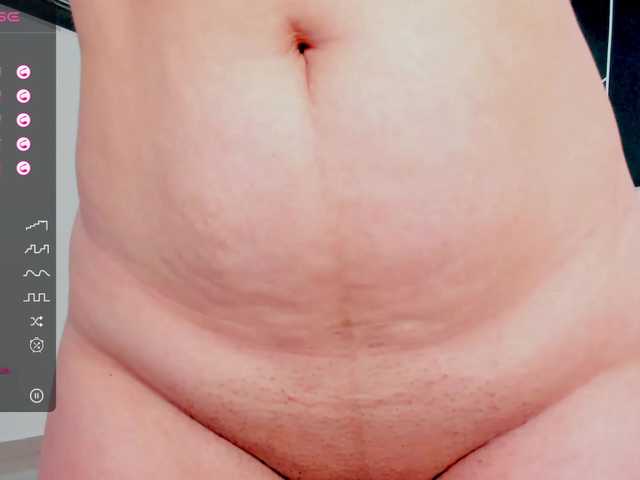 Live sex webcam photo for VeronicaLanz #277138207