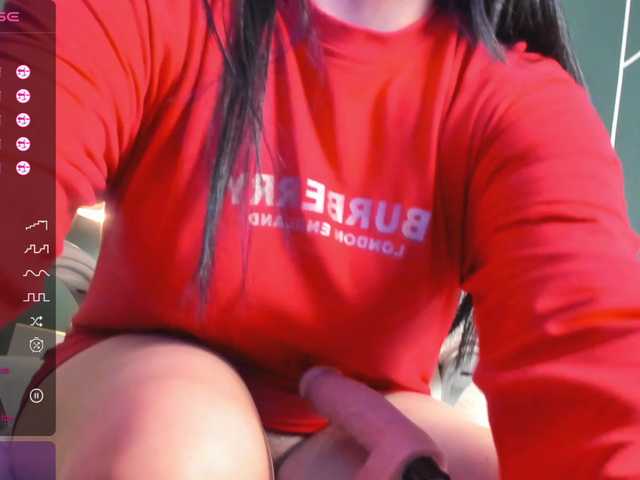 Live sex webcam photo for VeronicaLanz #278009781