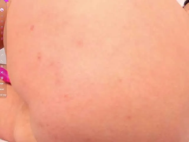 Live sex webcam photo for VeronicaLanz #291045813