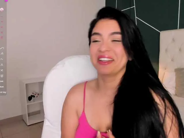 Live sex webcam photo for VeronicaLanz #291099453