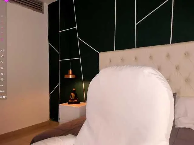 Live sex webcam photo for VeronicaLanz #291131144