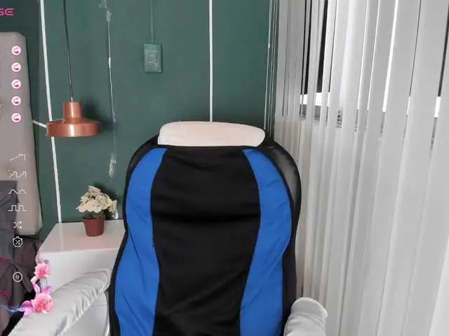 Live sex webcam photo for VeronicaLanz #291473210