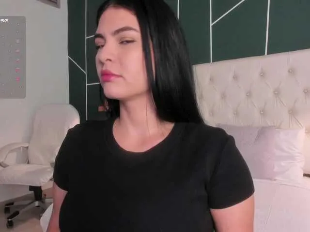 Live sex webcam photo for VeronicaLanz #291851751