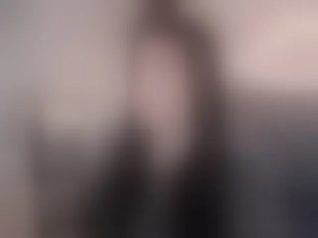 Live sex webcam photo for VeronicaLanz #294125834