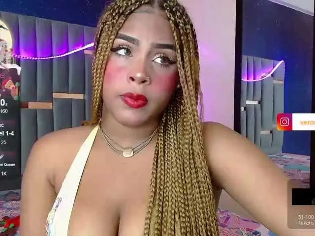 Live sex webcam photo for VeronicaLodge23 #276913352
