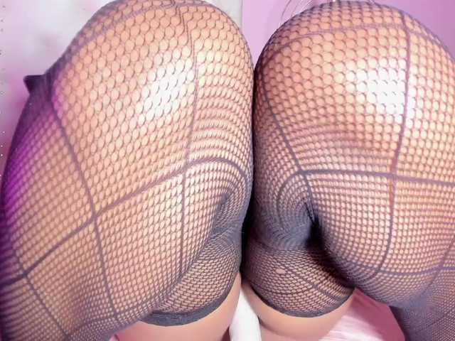 Live sex webcam photo for VeronicaLodge23 #277371872