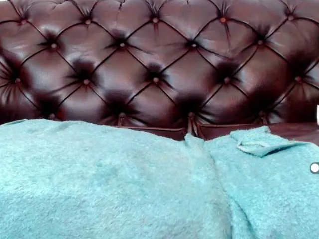 Live sex webcam photo for VeronicaRyan #288026123