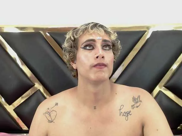 Live sex webcam photo for Veronicaevill #275688825