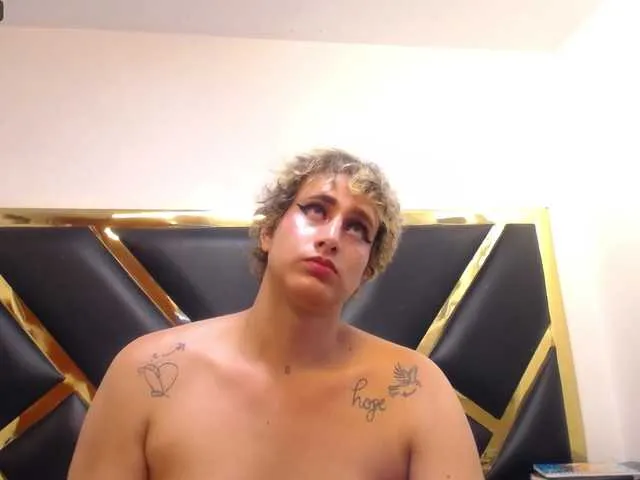 Live sex webcam photo for Veronicaevill #275876487