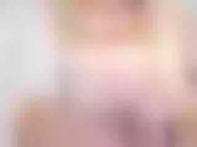 Live sex webcam photo for VeroniicaLodge #288067921