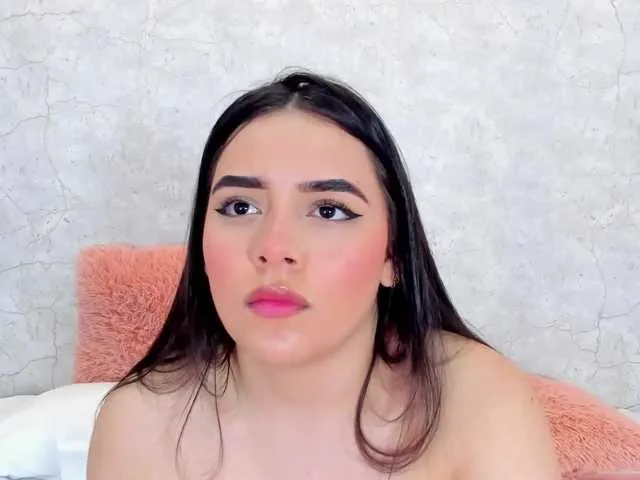 Live sex webcam photo for VeroniicaLodge #288067926