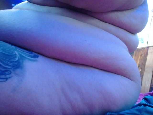 Live sex webcam photo for VeronikChubby #277495040