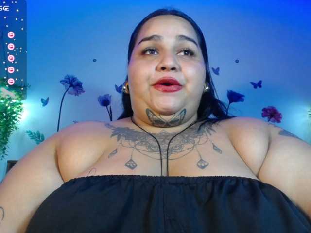 Live sex webcam photo for VeronikChubby #277645298