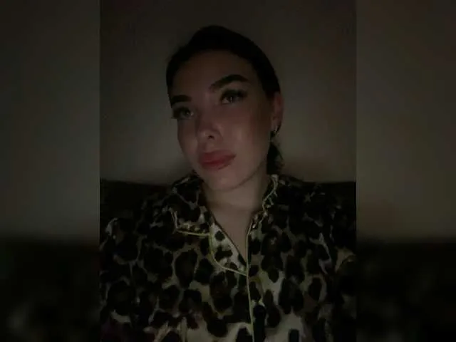 Live sex webcam photo for Veronika-091 #277259428