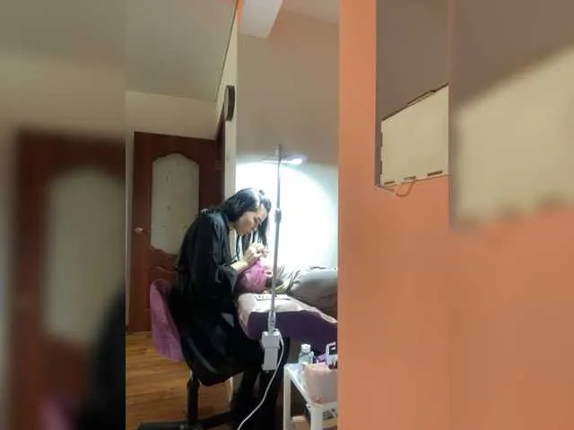 Live sex webcam photo for Veronika-091 #277269883